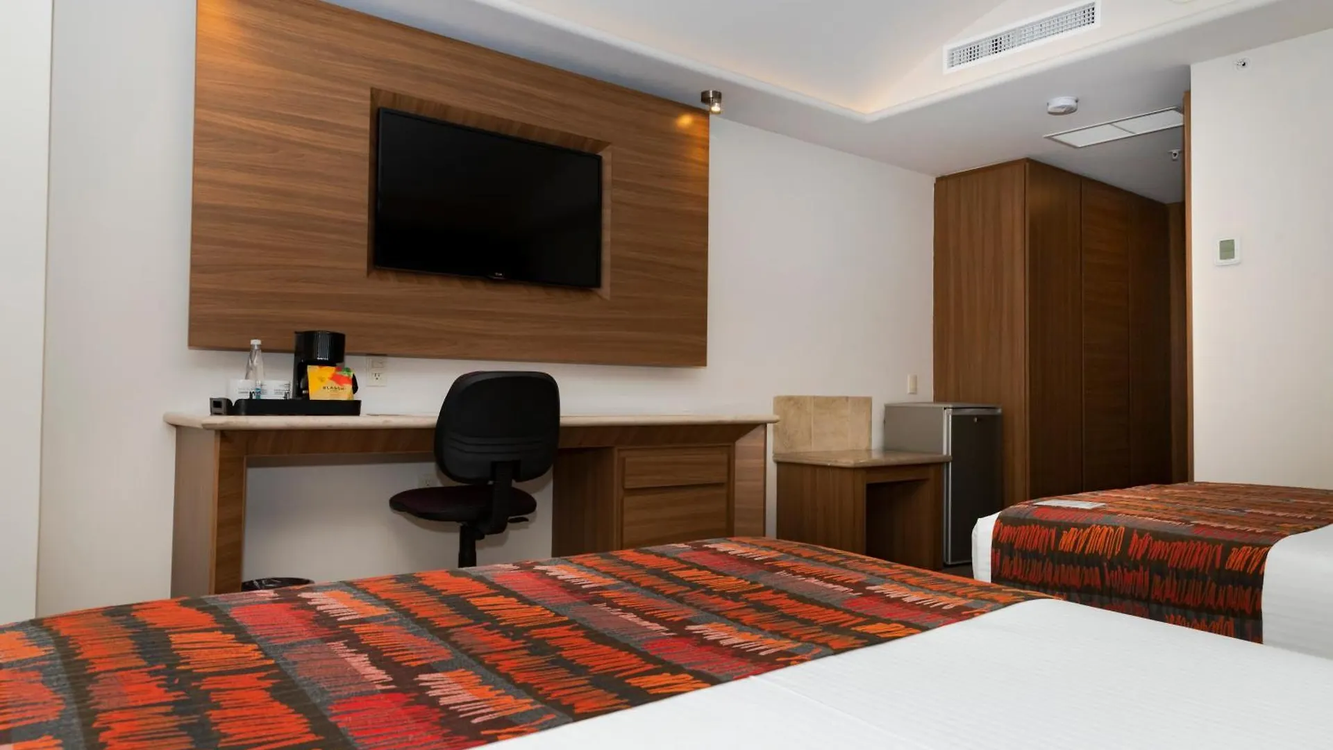 Hotel JF Grand Puebla